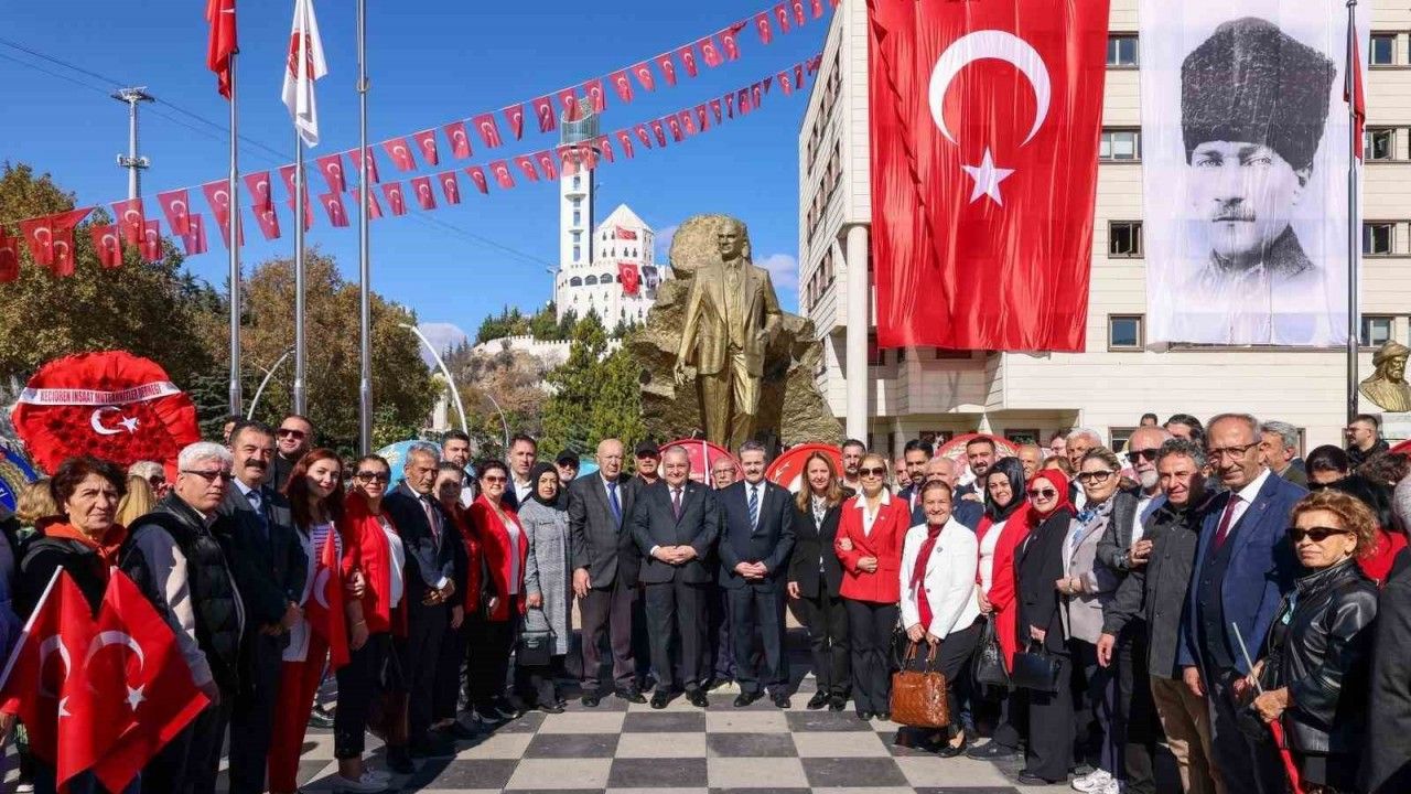 Keçiören’de Cumhuriyet’in 102. yılı büyük coşkuyla kutlandı