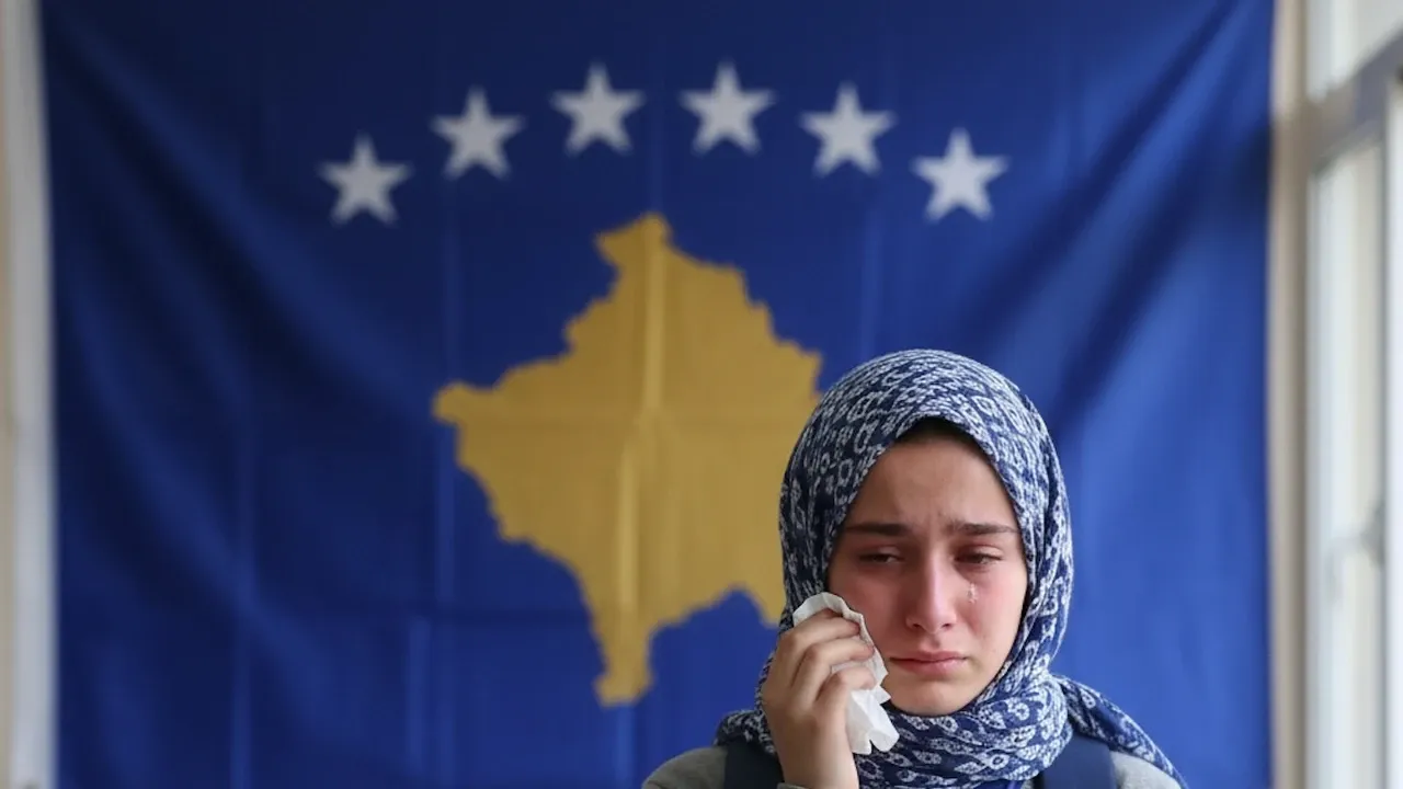 Kosova'da skandal karar: Başörtüsü yasağına yeşil ışık yaktılar!