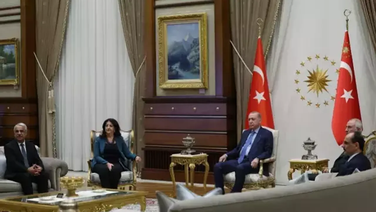 Ankara'da "Terörsüz Türkiye" zirvesi: DEM'liler Cumhurbaşkanı Erdoğan ile görüşüyor