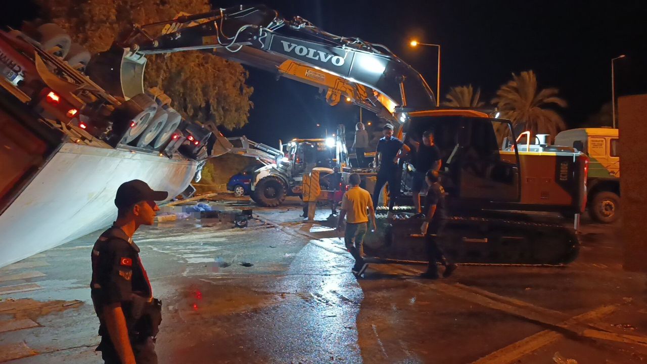 Antalya’da 2 kişinin ölümüyle sonuçlanan tır kazasında kırmızı ışık detayı