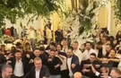 Düğün pistinde zeybek rüzgarı! İzleyenlere görsel şölen sundular