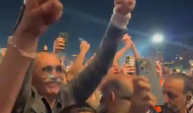 Erdal Beşikçioğlu Etimesgut'ta Kufi şarkısıyla gençlerle eğlendi