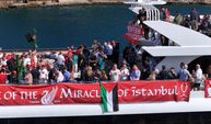 Liverpool taraftarı Galatasaray maçı öncesi İstanbul Boğazı’nda tur yaptı