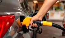 Benzine 3,20 TL zam geldi: Ankara’da litre fiyatı 81 TL’yi aştı