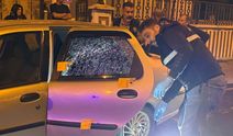 Gece yarısı silah sesleri! Husumetlisinin babasına ait otomobili kurşunladılar
