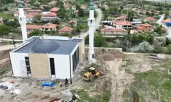Şereflikoçhisar Belediyesi'nden yol genişletme çalışması