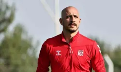 Sivasspor kaleci Erhan ile yolları ayırdı!