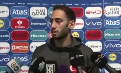 Hakan Çalhanoğlu: “Birlik olduğumuz sürece her şeyi başarabiliriz"