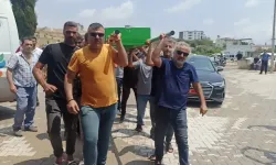  İzmir'de Elektrik Akımına Kapılan Tıp Öğrencisi Özge Ceren Deniz, Memleketi Osmaniye'de Toprağa Verildi
