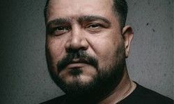 Yener Çevik kimdir? Yener Çevik aslen nereli, kaç yaşında?
