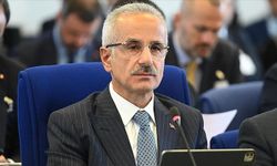 Instagram açılıyor mu? Bakan Uraloğlu Instagram yetkilileriyle görüşmeye hazırlanıyor