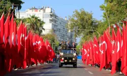 Antalya’da 30 Ağustos Zafer Bayramı coşkuyla kutlandı