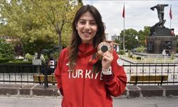 Meryem Betül Çavdar kimdir? Nereli?