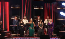 TRT sanatçıları Millet Bahçesi'nde konser verdi