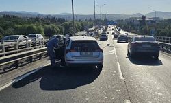 Ankara Caddesi'nde trafik kazası ve yoğun trafik