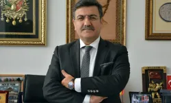 Yaşar Hacısalihoğlu adını neden değiştirdi? Babası kimdir?