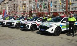 Kütahya’da polis ve jandarmaya araç takviyesi yapıldı