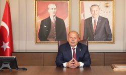 Yüreğir Belediyesinde fotoğraf krizi: Cumhurbaşkanı Erdoğan'ın fotoğraflarını çöpe attılar!