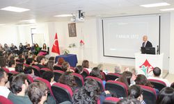 Yüksek İhtisas Üniversitesi’nde "Sürdürülebilir Bir Çevre İçin Atık Farkındalığı" semineri