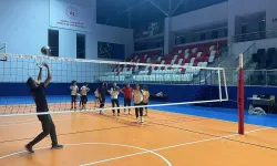 Ankara Çubuk'ta voleybol kursları başladı