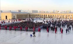 CHP'li vekil Anıtkabir'deki 'Allah'ına kurban reis' sloganlarını Bakan Güler'e sordu