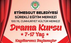 Etimesgut Belediyesi'nden çocuklara ücretsiz drama kursu!