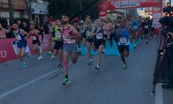 6. Gazi Yarı Maratonu ve Halk Koşusu heyecanla başladı