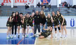 Çankaya Üniversitesi kadın basketbol takımı şampiyon oldu