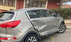 Ankara Dikmen'de çöp kamyonu 11 aracı biçip devrildi! Resmen felaket yaşandı