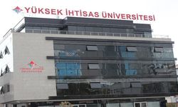 Yüksek İhtisas Üniversitesi'nde Sinemada Sağlık söyleşisi