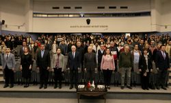 Prof. Dr. Ahmet Güner Sayar Ankara'da öğrencilerle buluştu