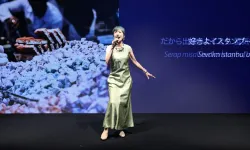 Ünlü Japon şarkıcı Mayo Shouno ANA gala yemeğinde konukları büyüledi