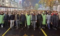 Depremin en büyük yıkımı yaşattığı Hatay'da sessiz yürüyüş! Gözyaşları sel oldu