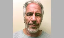 Jeffrey Epstein'ın iletişim listesi yayınlandı! Listede politikacılar ve ünlüler de var!