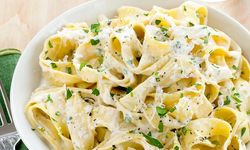 Fettucini Alfredo'nun püf noktaları! Fettucini Alfredo tarifi