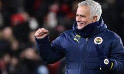 Fenerbahçe'den flaş karar: Jose Mourinho ile yola devam edecek mi?