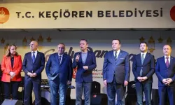 Keçiören Belediye Başkanı’ndan tartışma yaratan hareket: Özgür Özel'i eli cebinde dinledi!