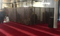 Üsküdar Valide-i Cedid Camii’nde kadın ve erkeklerin aynı safta namaz kıldığı iddiasına inceleme