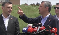 Özel 'AK Parti’de yolsuzluk görmezden geliniyor' dedi salı gününü işaret etti