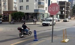 Manavgat’ta Kaza Anı Kamerada: 'Dur' Tabelesini Kapatan Kamyonet Kazaya Neden Oldu