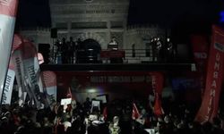 Mitinge gölge düştü: CHP aydınlatma sokamadı BEDAŞ “kesinti yok” diyor!