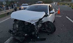 Bolu’da iki otomobil çarpıştı! 2 kişi yaralandı