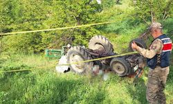 Erzincan'da traktörün altında kalan sürücü hayatını kaybetti