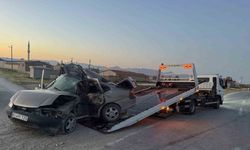 Konya Karapınar’da Feci Kaza: Otomobil Direğe Çarptı Sürücü Hayatını Kaybetti