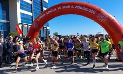 Samsun’da 19 Mayıs Yarı Maratonu Coşkusu: 215 Sporcu Koşuya Katıldı