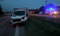 Siirt'te Kamyon ile Kamyonet Çarpıştı: 6 Kişi Yaralandı
