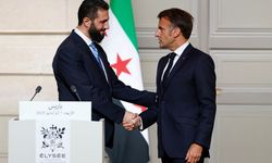 Suriye Lideri Ahmed eş-Şara’dan Paris’te İlk Temas: Macron’dan Yaptırımlara Şartlı Açıklık