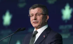 Siyaset kulislerine bomba gibi düştü! Ahmet Davutoğlu siyaseti mi bırakıyor?