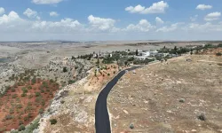 Şanlıurfa’da 25 Yıldır Sadece Tekneyle Ulaşılan Mahalle Yola Kavuştu