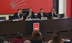 CHP'de Grup Yönetimi Değişmedi: Üç İsimle Devam Kararı Alındı